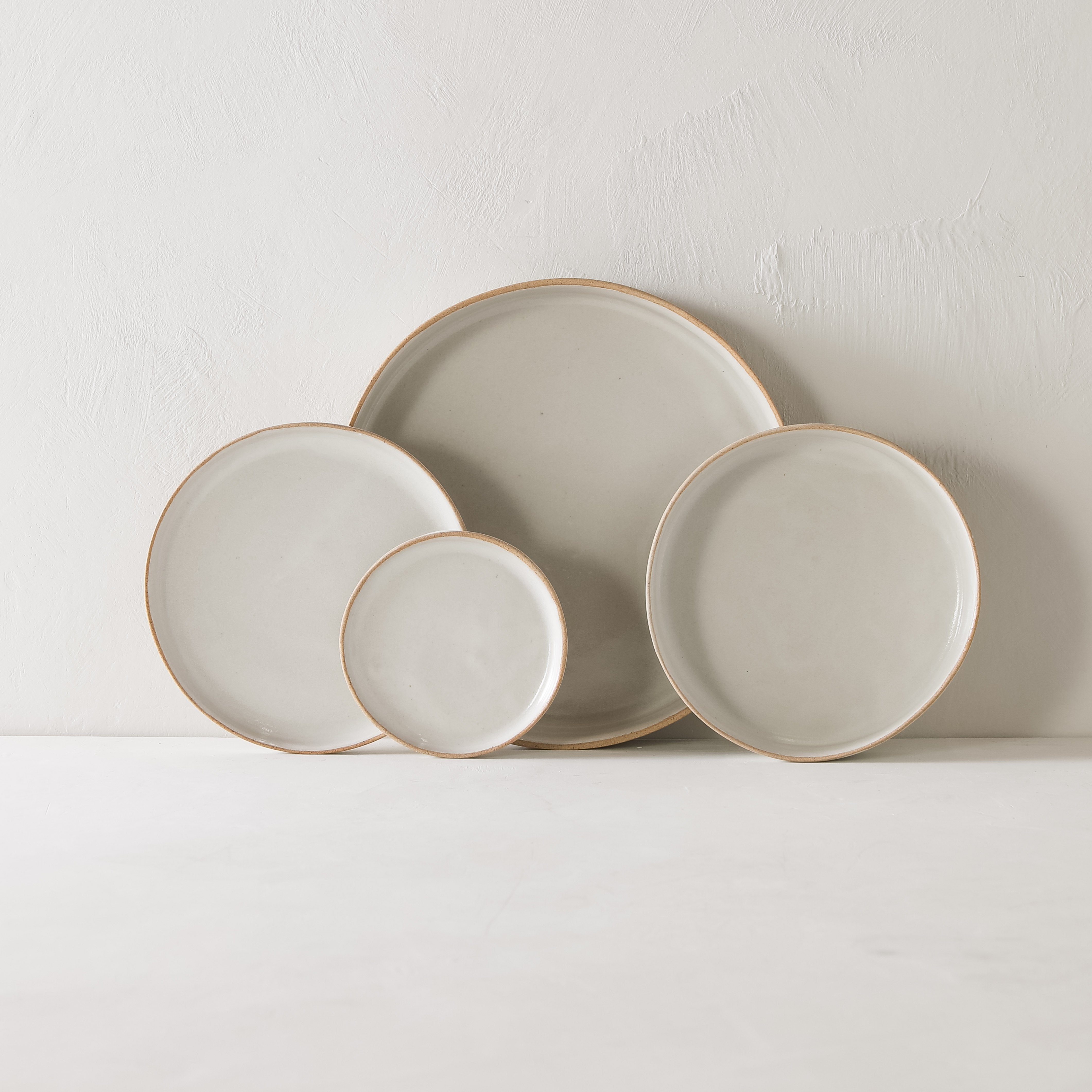 Minimal Dish 4-Piece Set | Stoneware